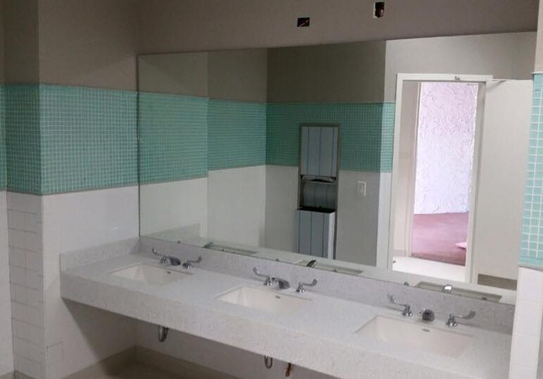 Stylebuilt_Commercial_Construction_BahiaMar_Bathrooms5